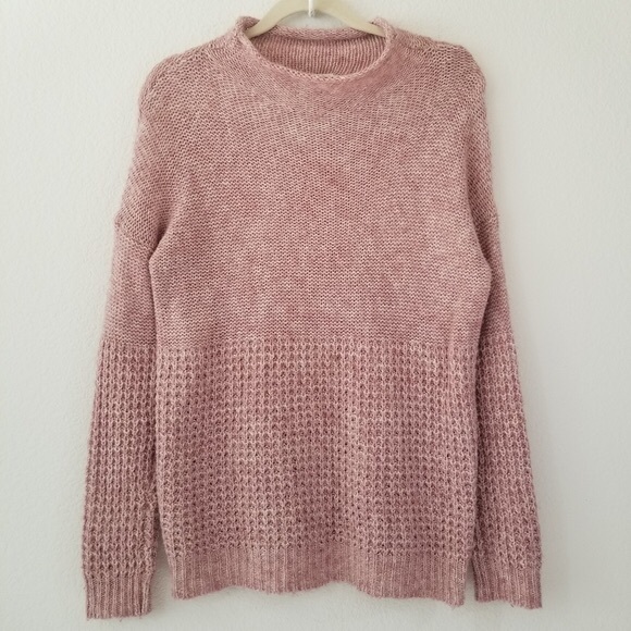 American Eagle Pink Sweater - Picture 1 of 6